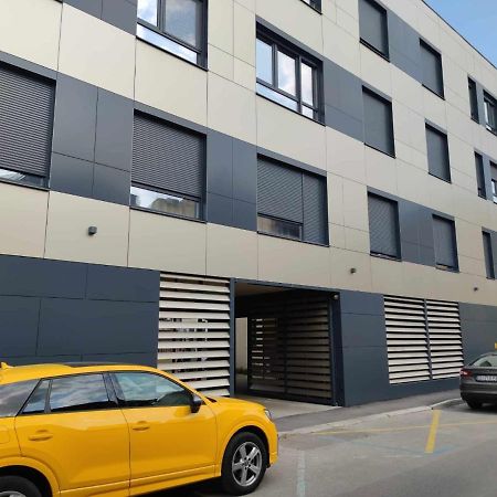 Apartman Waldy Osijek Ngoại thất bức ảnh